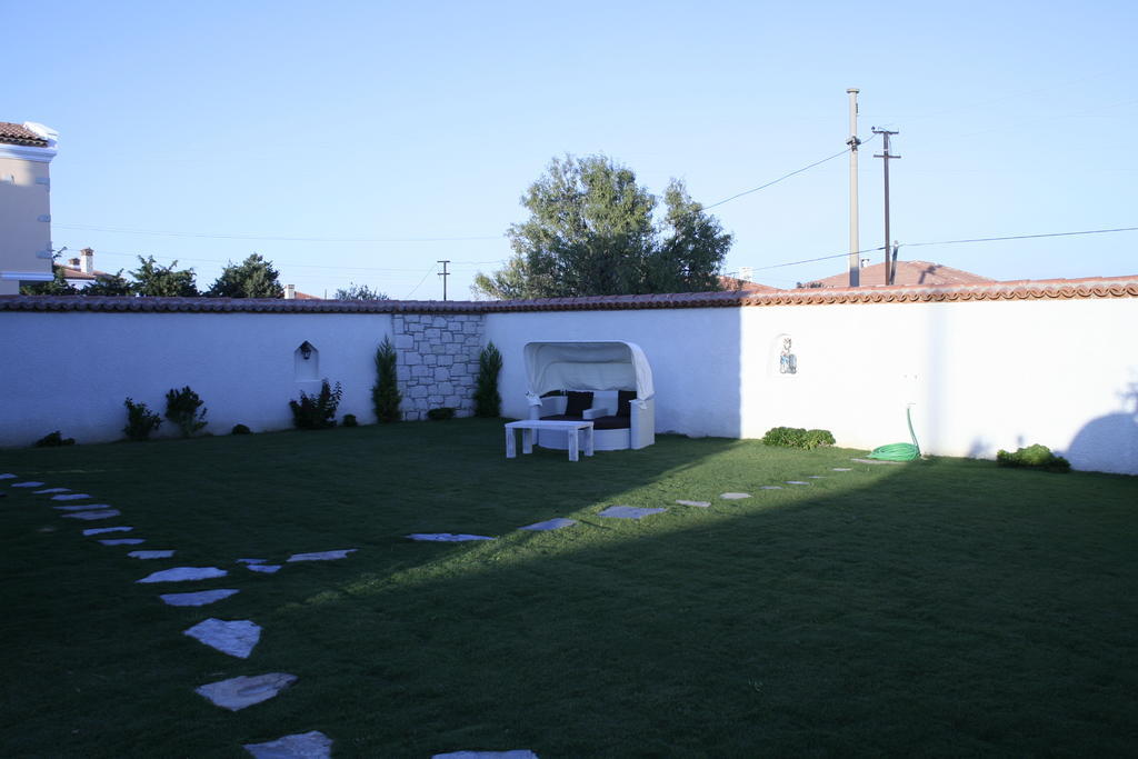 Yasemin Alacati (Adults Only) Exterior photo